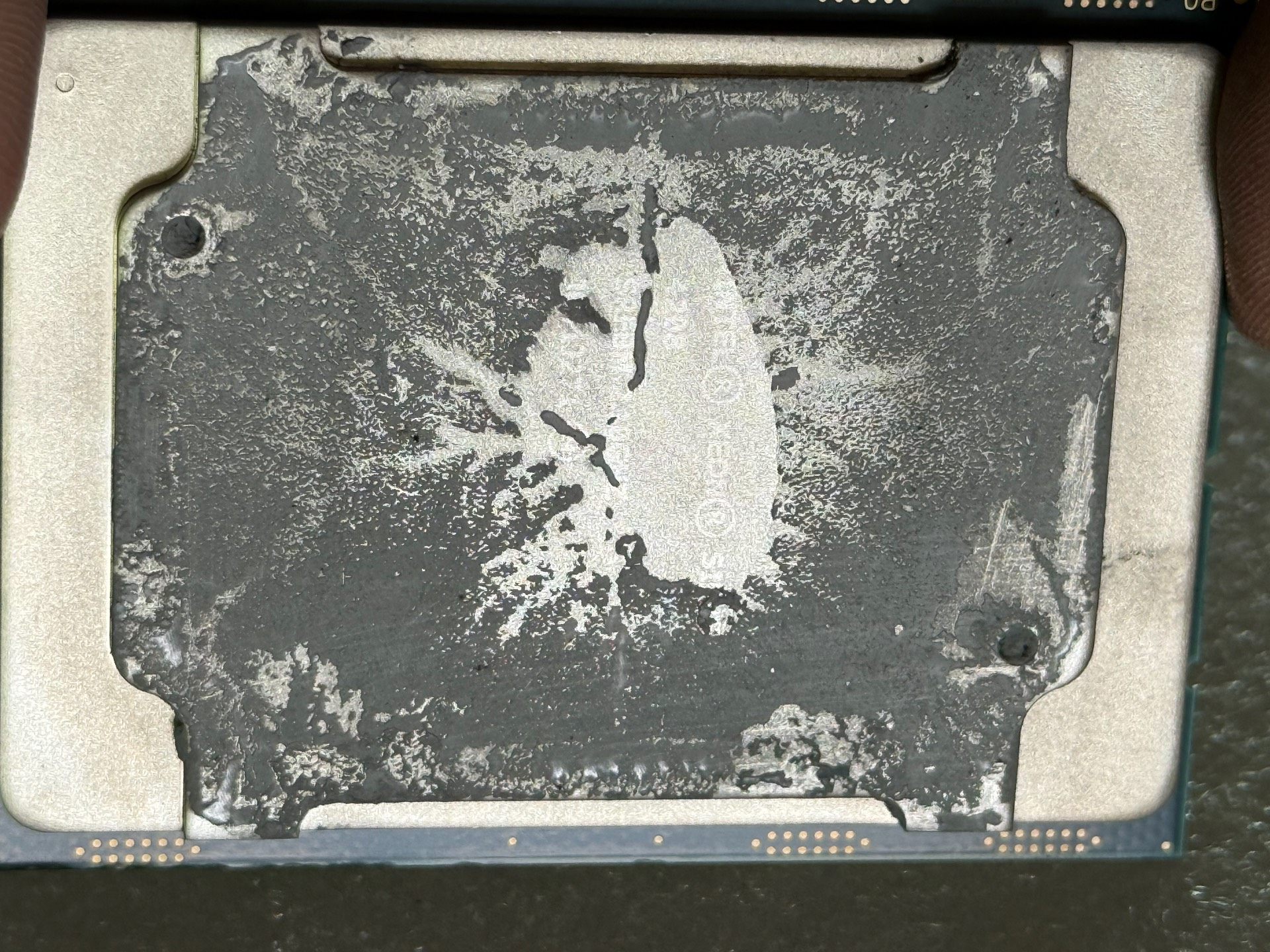 intel /英特尔 4208CPU 正式版 现拆机 成色好