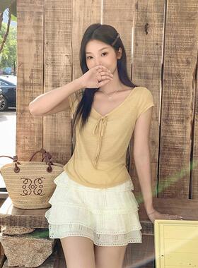 黄色微透薄款领正肩短袖恤女夏季新款修身显瘦独特短款上衣