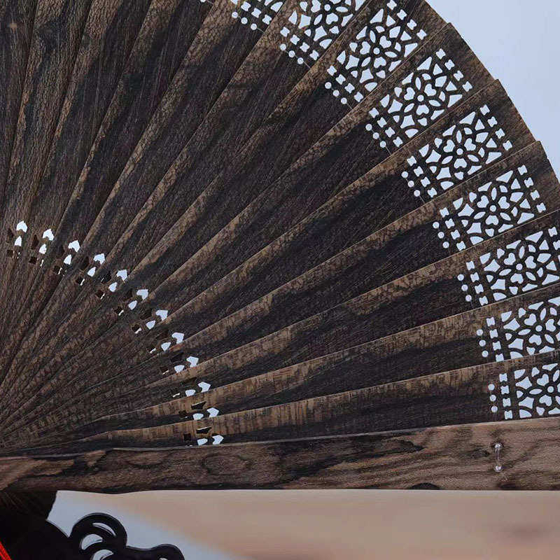 6寸7寸木质扇子中国风礼品沉香木扇镂空摆件工艺全木扇舞蹈折扇定