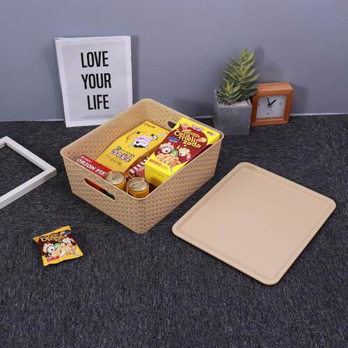 Processed kitchen fruit and vegetable storage basket, covere