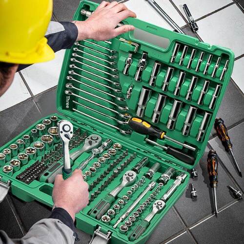工具套装121件61件82件汽修棘轮扳手套筒套装组合车载家用维修用
