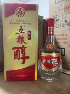 2015年50度五粮醇优醇500ml*1瓶浓香型纯粮老酒 带礼袋