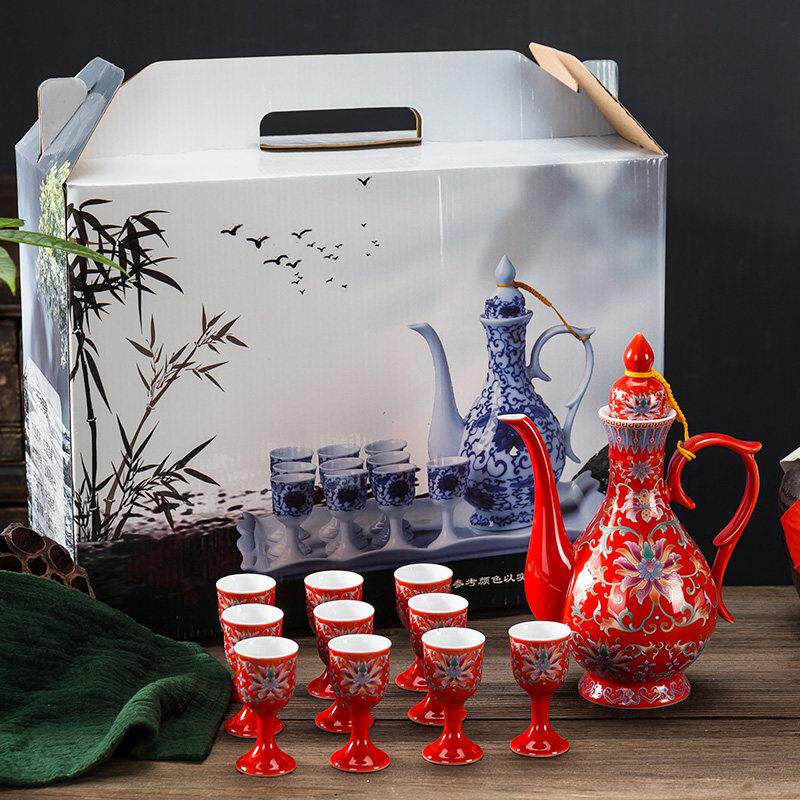 采购产品中式酒杯，一口高脚杯，酒具，陶瓷白酒，古董小酒杯，家