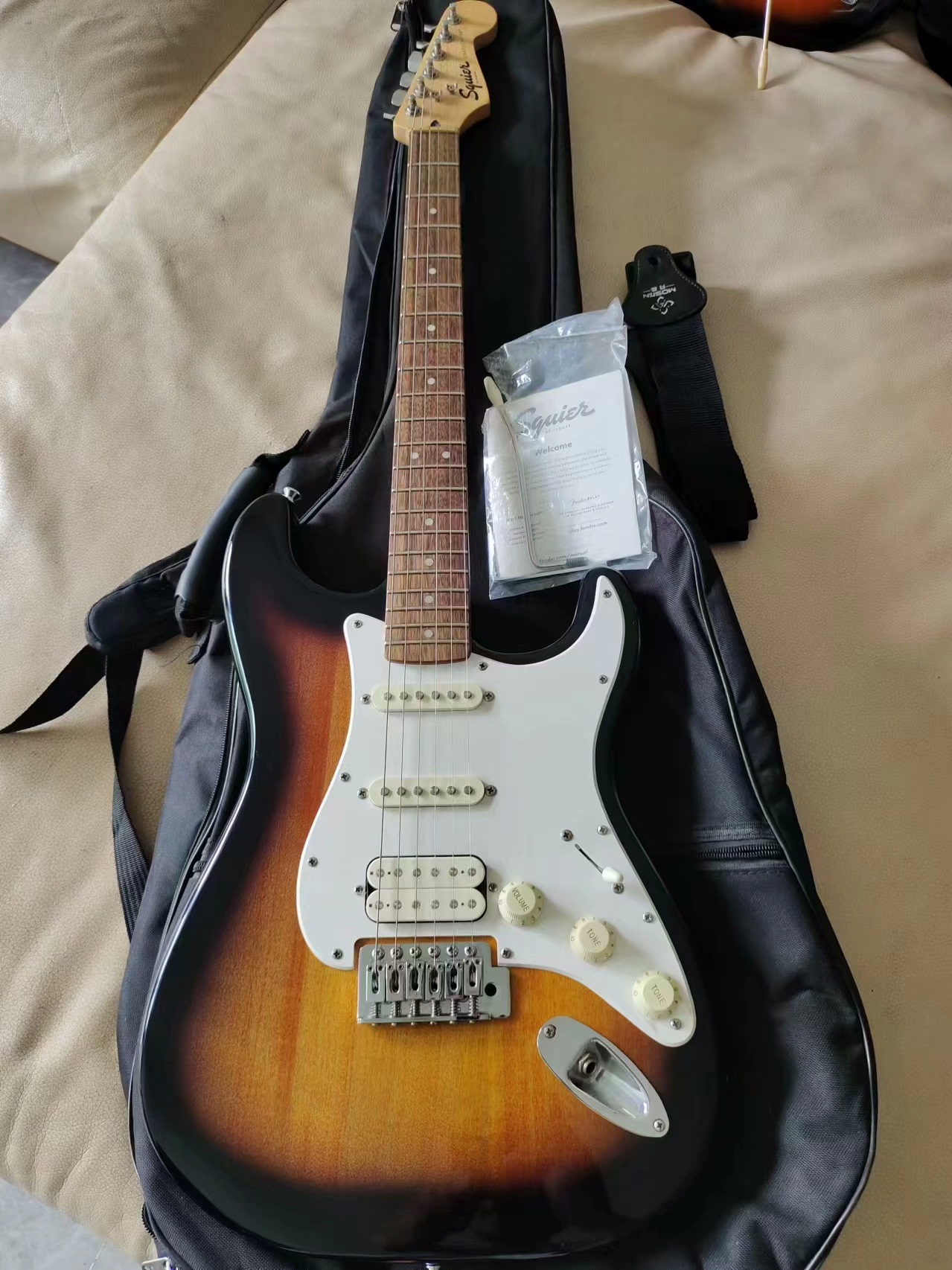 thumbnail for Squier electric guitar Indonesian bullet authentic sunset color single single double pickup single shake five gears