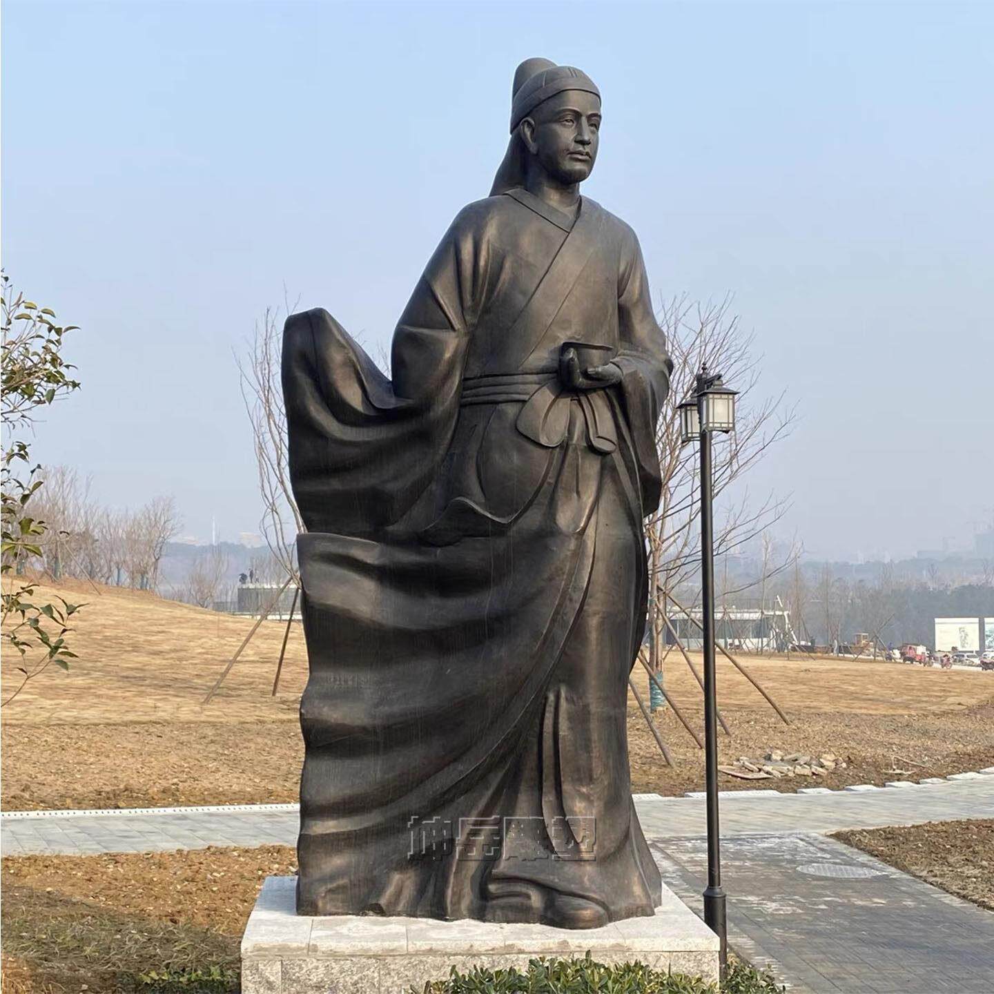 玻璃纤维古代名人雕塑定制厂铸铜历史人物雕像校园文化广场景观摆