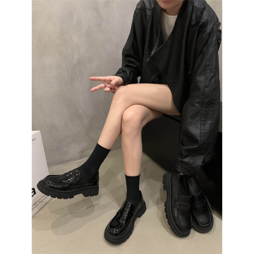 香港覆古百搭厚跟黑色便鞋夏日女鞋英国小皮鞋Jk鞋