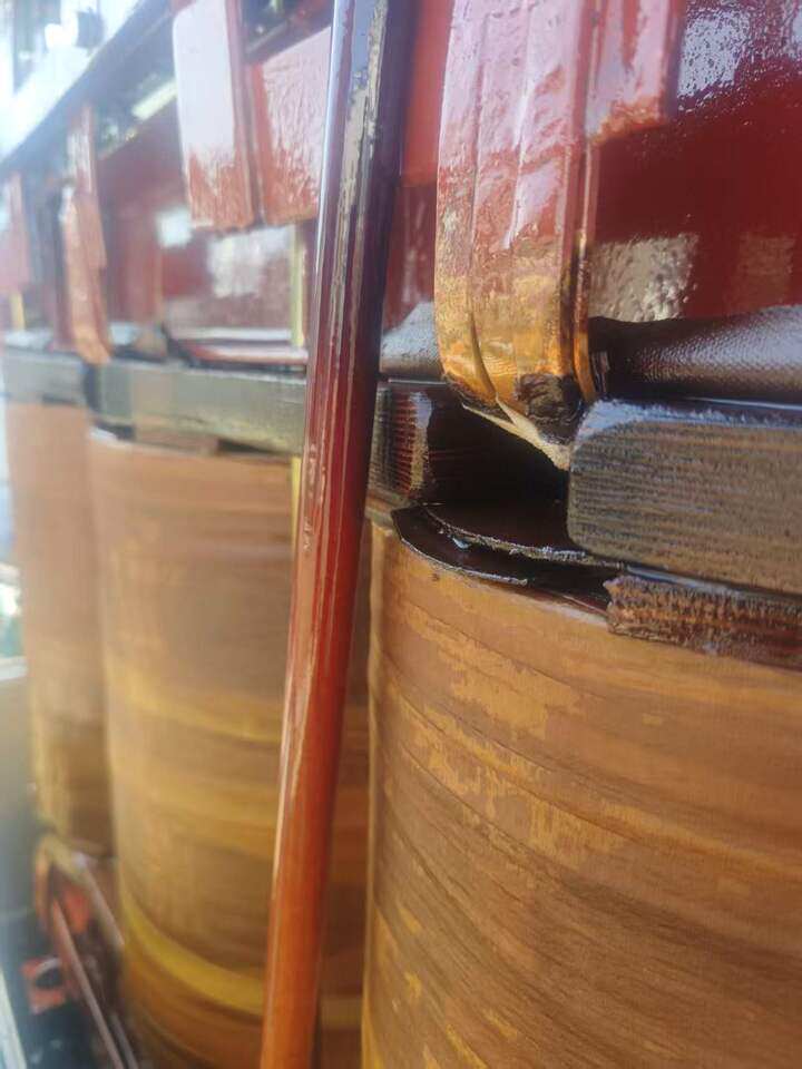 4月28日南京（f）原装铜钱组2台网络拍卖公告