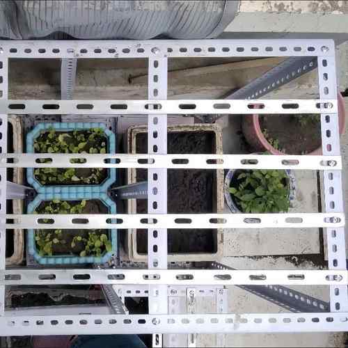 镀锌扁铁接地避雷铁条直条固定扁铁条扁钢带孔平铁30连接冲孔扁铁