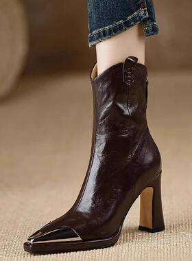 QVU~品牌专柜！秋冬新款粗跟女靴气质尖头时尚舒适百搭短筒瘦瘦靴