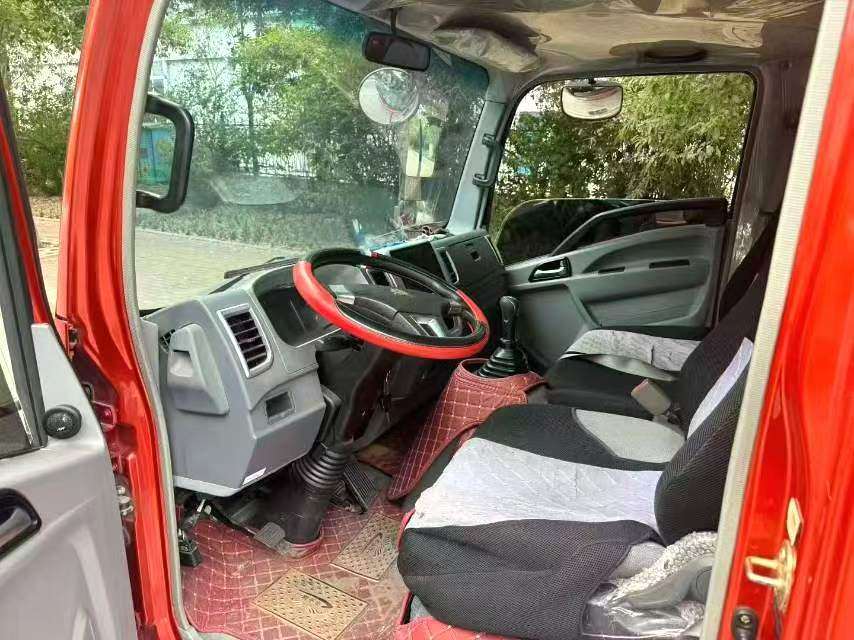 1月8日南阳资产处置重汽豪沃悍将厢式货车21年上牌网络拍卖公告