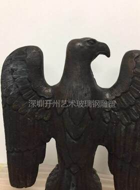 深圳厂家直销动物玻璃钢老鹰雕塑办公区域展示柜摆件 工艺品摆件