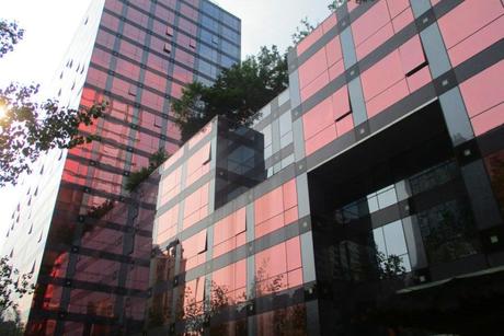 华业国际中心 15套房产（带51个车位）
