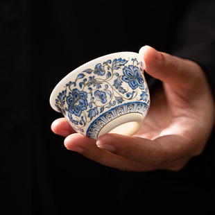 品茗杯青花瓷主人缠枝莲家用高档茶杯压手杯轻奢个人茶盏单杯