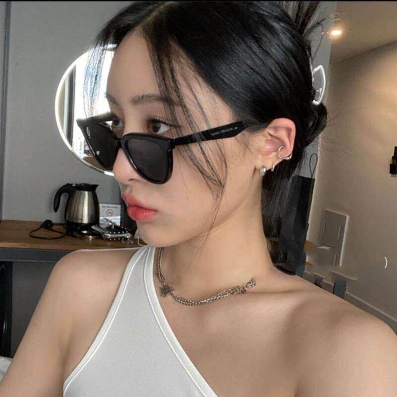 2025太阳镜女人为男人覆古豪华广场