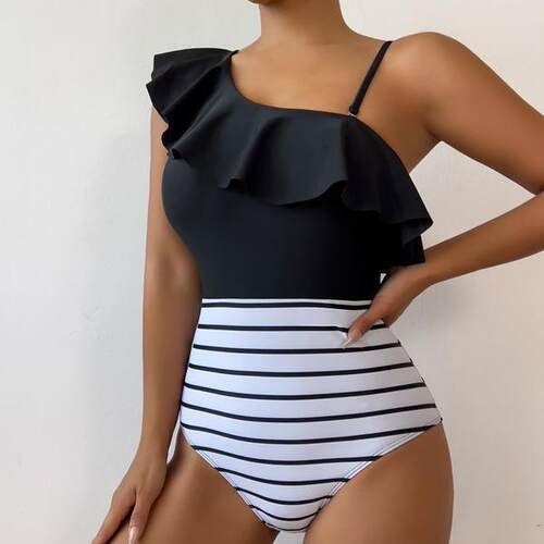 One-piece swimsuit, sub striped bikini, conservative high