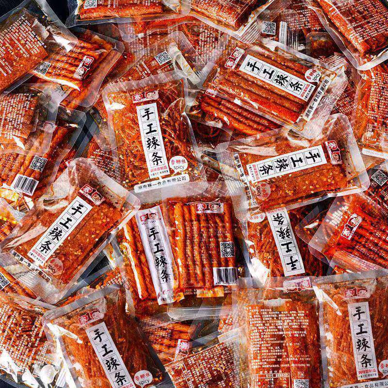 辣条辣条手工辣条麻辣零食大礼包儿时怀旧经典香油条香辣丝小面筋
