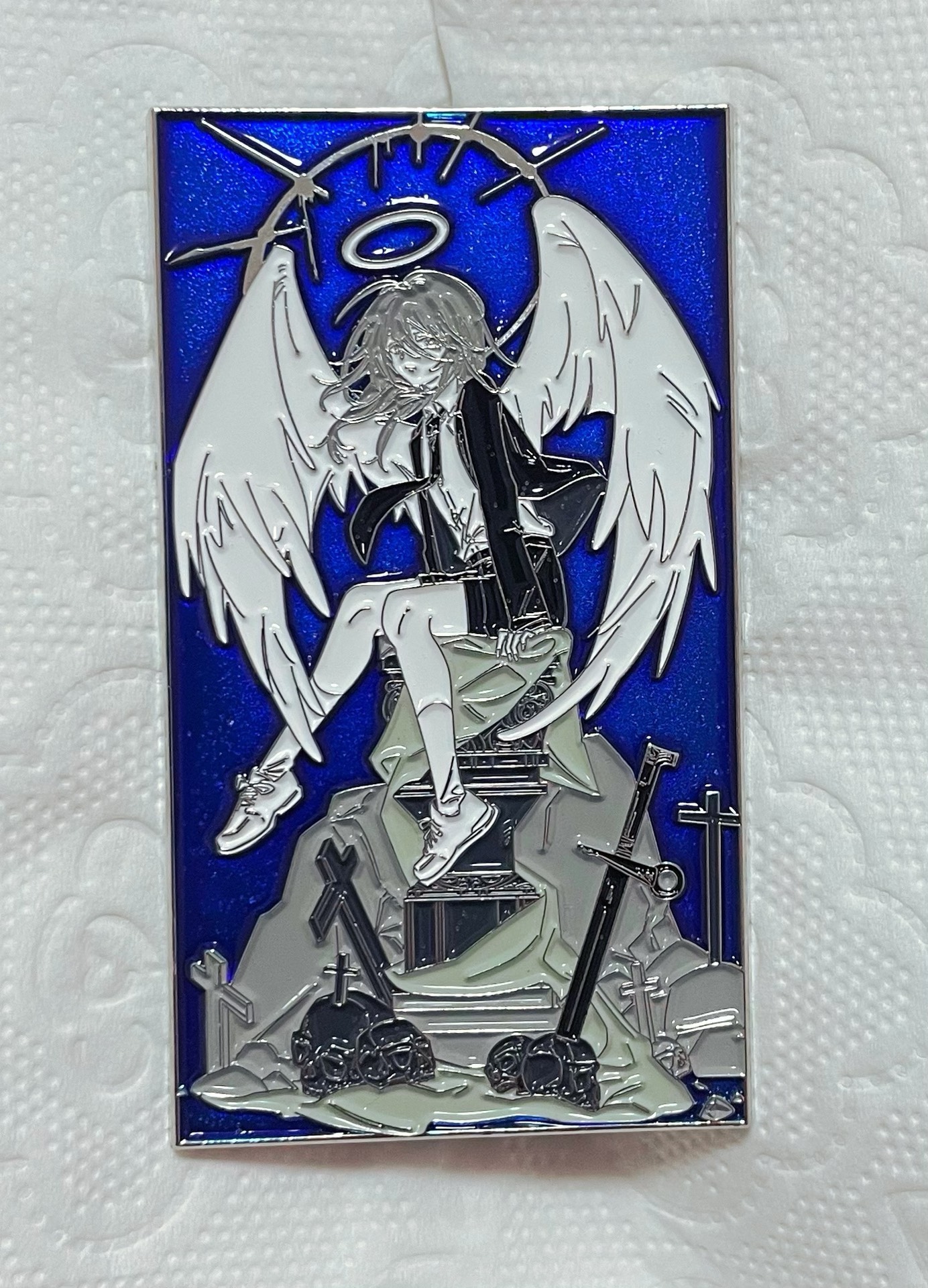 thumbnail for Chainsaw Man Angel Demon metal badge