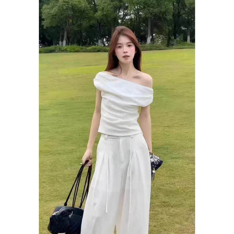 白色法式斜肩短袖T恤女夏季欧货时尚设计感百搭款高级感露肩上衣