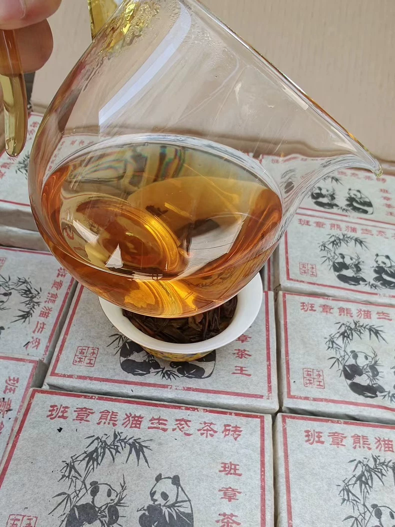 2006年班章熊貓生態磚普洱茶生茶250克/磚 普洱茶 BUASHOP普洱老茶