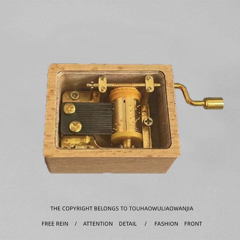 天空之城手摇木质八音盒迷你千与千寻音乐盒机械发音创意礼物摆件,玩具/童车/益智/积木/模型,八音盒/音乐盒,淘宝优惠券,粉丝福利购,淘宝优惠卷