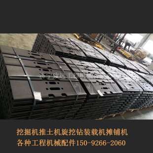 履带承重轮 挖掘机四轮一带 挖掘机承重轮托轮驱动轮涨紧油缸等