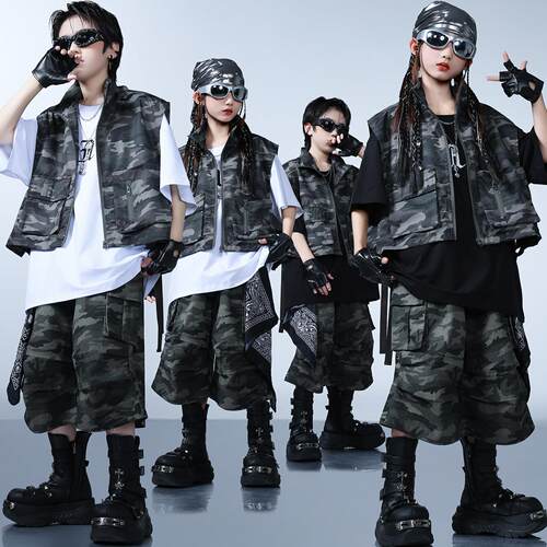 儿童街舞潮服幼儿hiphop男童迷彩马甲架子鼓套装女童爵士舞演出服