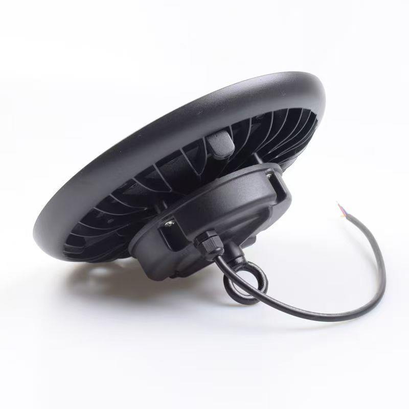 UFO工矿灯100W150W200W厂房照明防水防尘 节能省电 安装便捷