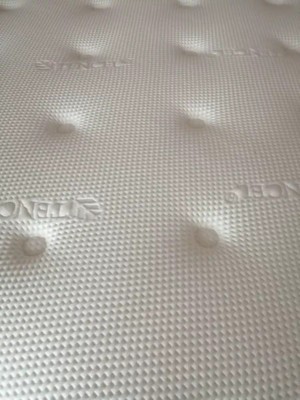 谁来说下:双虎乳胶床垫好不好？是哪里生产的？