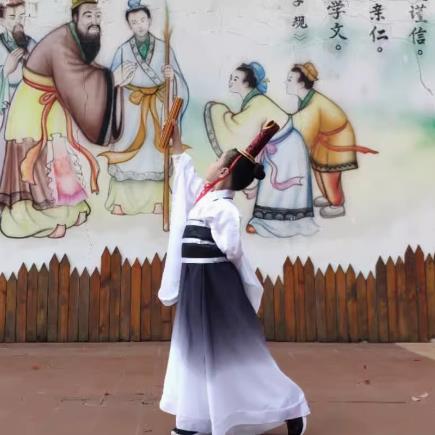 正品千服字文演出服国学汉儿童古装典朗子诵表演舞蹈服水经墨弟规