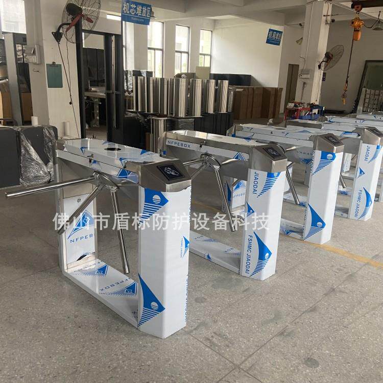 地铁站手推单向三杆闸机 人行通道进出单限出口旋转三辊闸 栅栏门