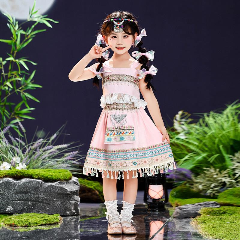 六一儿童节哈尼族舞蹈服女儿童苗族少数民族幼儿园大合唱演出套装