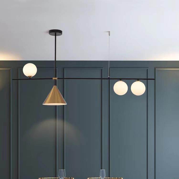 现代简餐厅吧台餐桌台灯创意北欧轻饭厅三头极吊灯简约奢灯头灯长