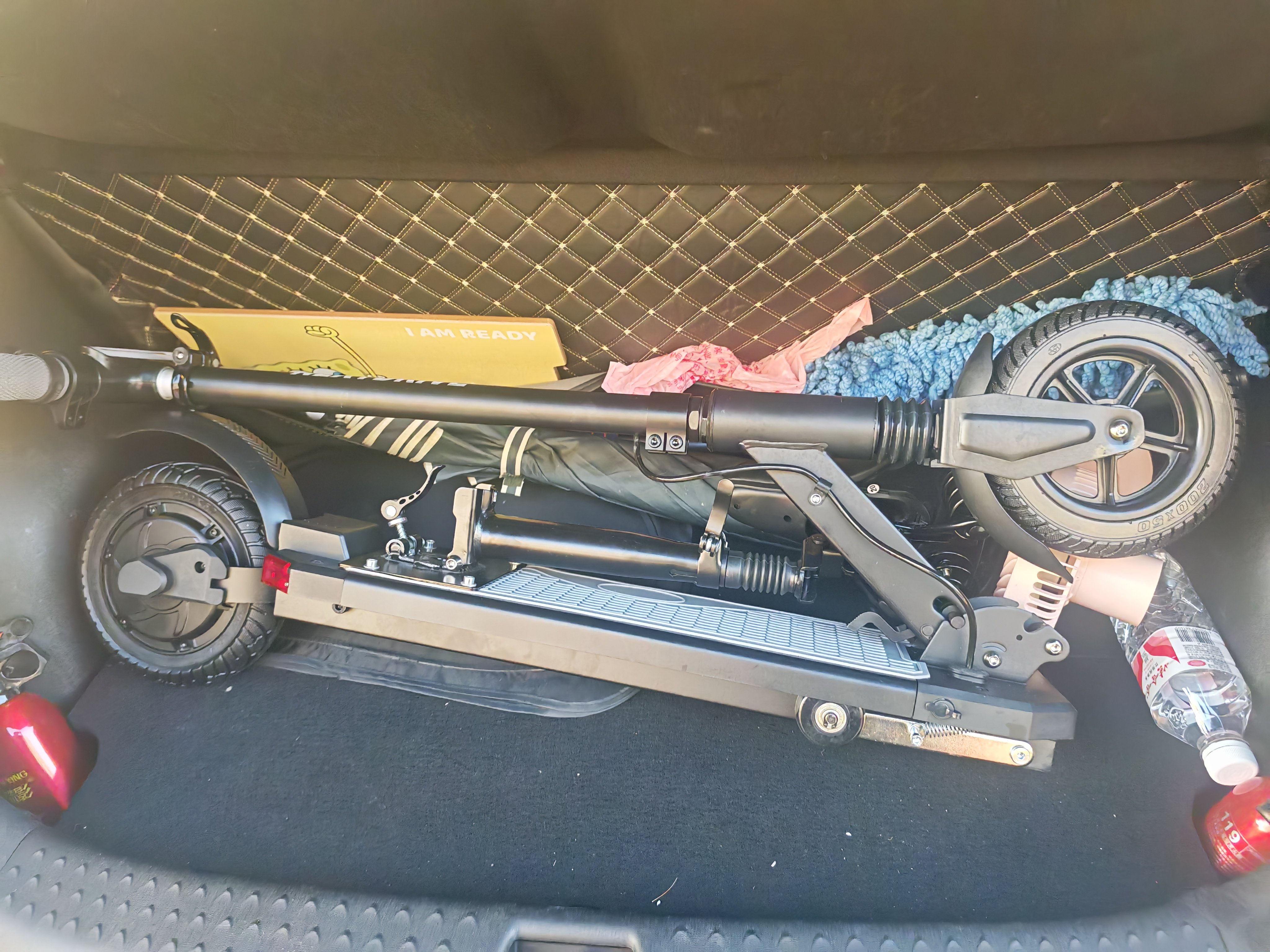 Электросамокат NEXTDRIVE X1/X3: Легкий, складной, с большим запасом хода и умным приложением. Идеален для городских поездок, студентов и офисных работников. photo review