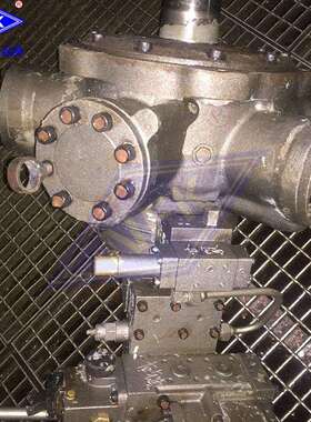 供应船舶锚缆机MRH2-1500液压马达AP3842骨架油封密封修理包