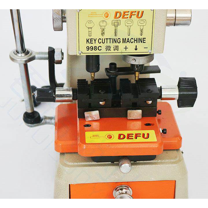 德富配钥匙机998c 多功能夹具精准微调配匙机998C钥匙胚复制机