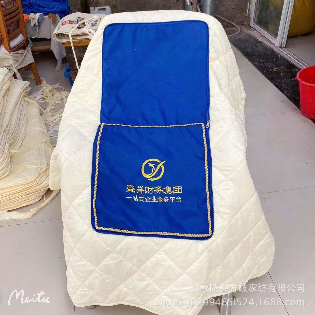 新款直销家居建材房地产印刷抱枕被汽车靠垫被企业活动礼品抱枕刺