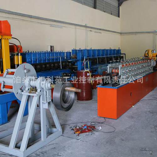 出口太阳能光伏支架冷弯压型机打孔C型槽钢成型机金属滚压设备