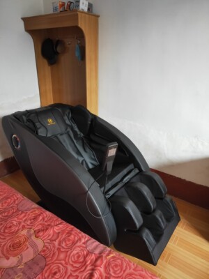 不吹不黑!本博电动按摩椅怎么样?月销过万按摩椅体验真很好?