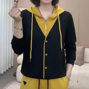 假两件撞色卫衣女妈妈时尚连帽半拉链休闲上衣宽松显瘦莱卡棉小衫