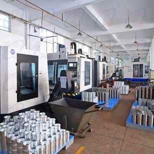 221Z常琪州市翰电机有限公司 22700W主方形风冷电轴ER1GDZ