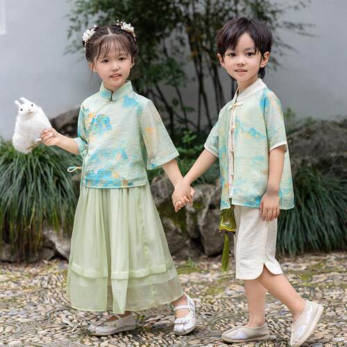 儿童夏季上春山演出服女童汉服古风毕业合照民族风男童唐装表演服