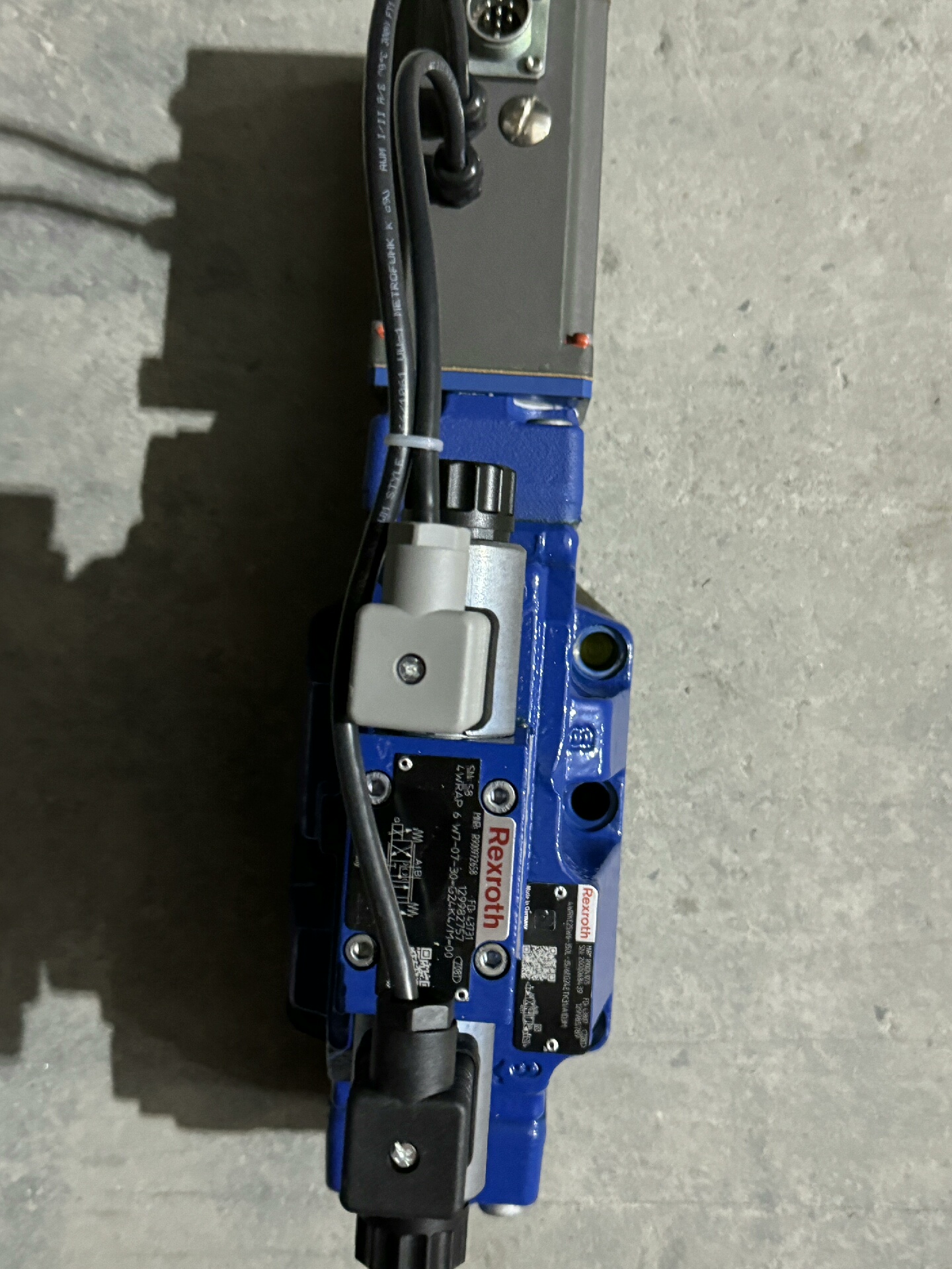 4WRKE25W6-350L-35/6EG24ETK31/A