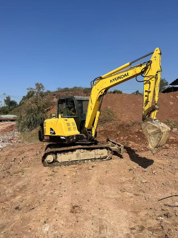 11月29日金华现代60挖机网络拍卖公告