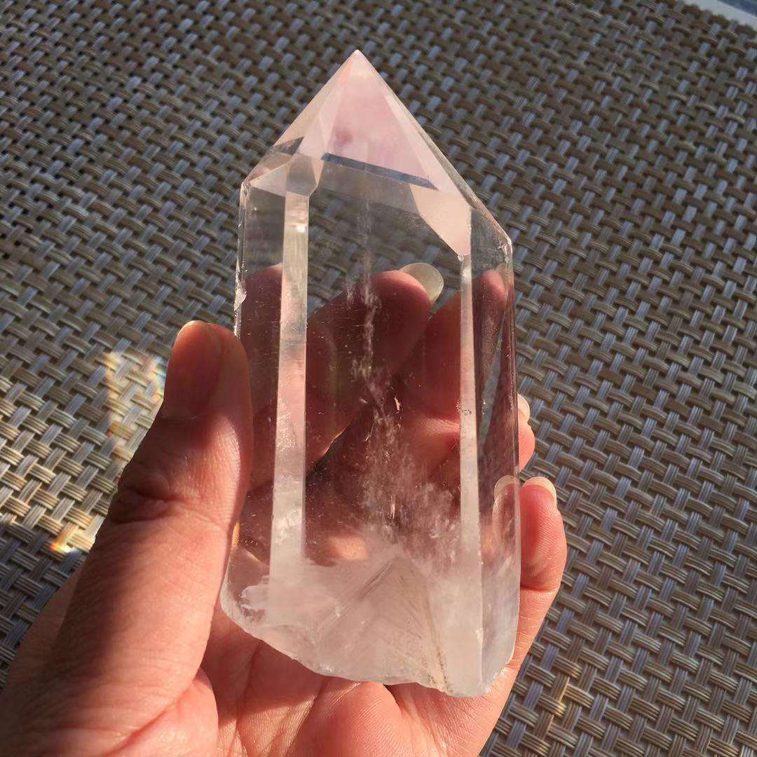 厂家天然水晶原石柱白水晶手工打磨原石底跨境电商办公摆件