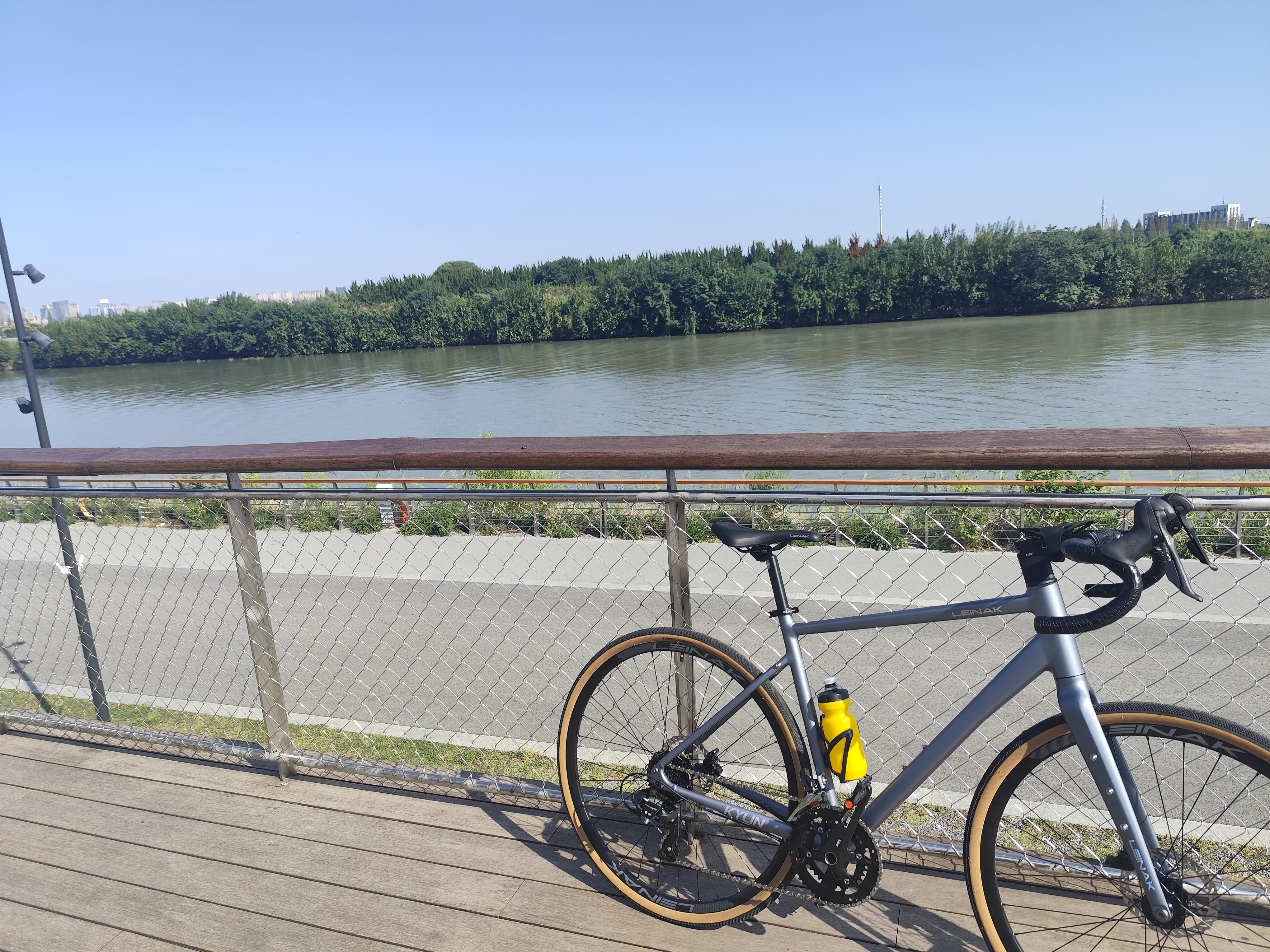 Гравийный велосипед Lanak Kirin 2.0 (Gravel), Shimano 16 скоростей, гидравлические тормоза, рама 6061, туринг photo review