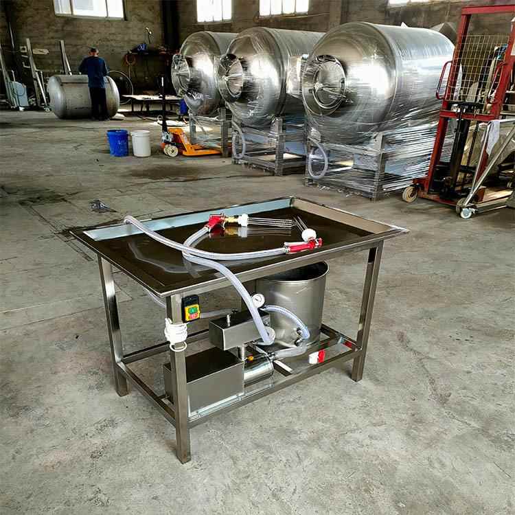 鸭胸肉小型不锈钢手动盐水注射机五花肉平台式注射快速腌制设备