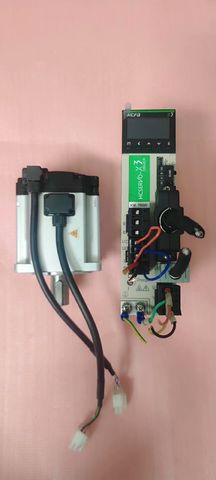 禾川  SV-X3EA0.75A-A2（有两套）