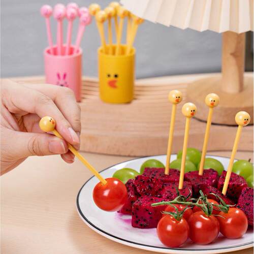 Cartoon DIY Plastic Fruit Skewers Disposable Fruit Forks Sto