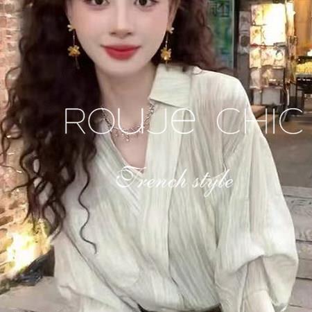 法国rouje chic法式绿色V领短袖天丝衬衫女夏季高级感五分袖上衣