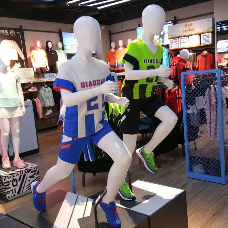 标人儿童模特橱窗道具服装店童装人台童模展示架小童运动跑步假人